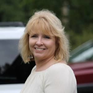 Meet your Posher, Julie